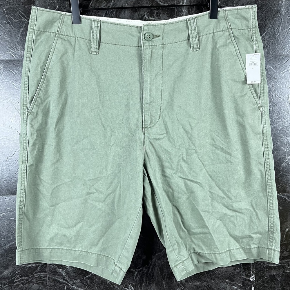 Old Navy Men's Green Chino Shorts 36 -New